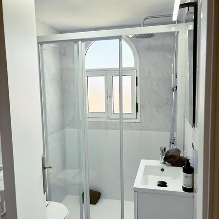 בית נופש Seaview Friendly 2 *